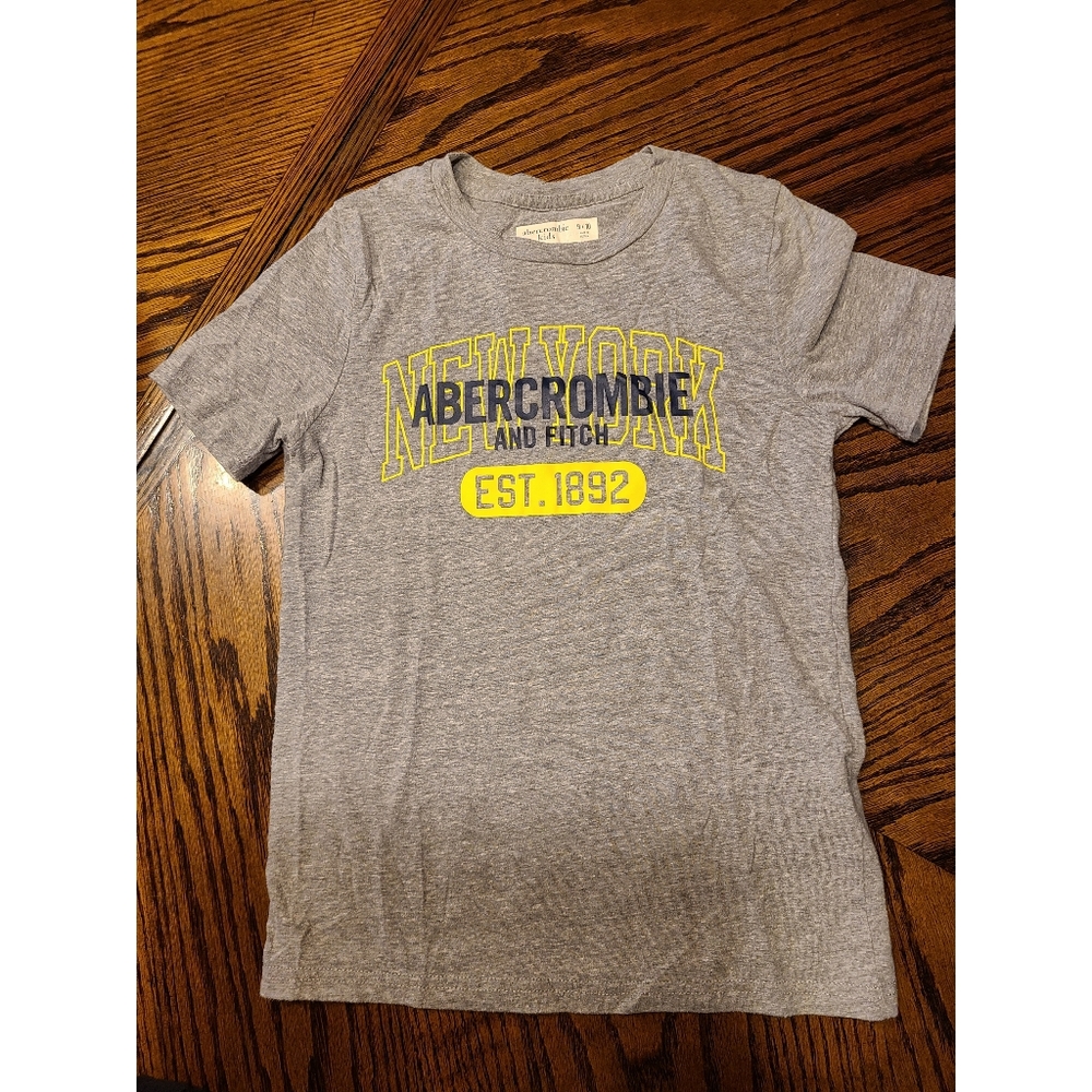 Abercrombie kids tshirt Boys.